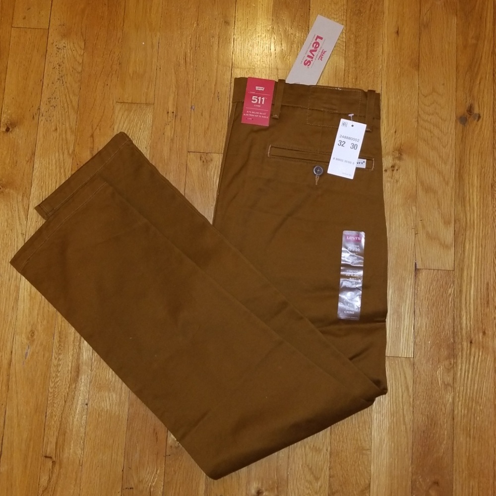 Levi's Slim Chinos